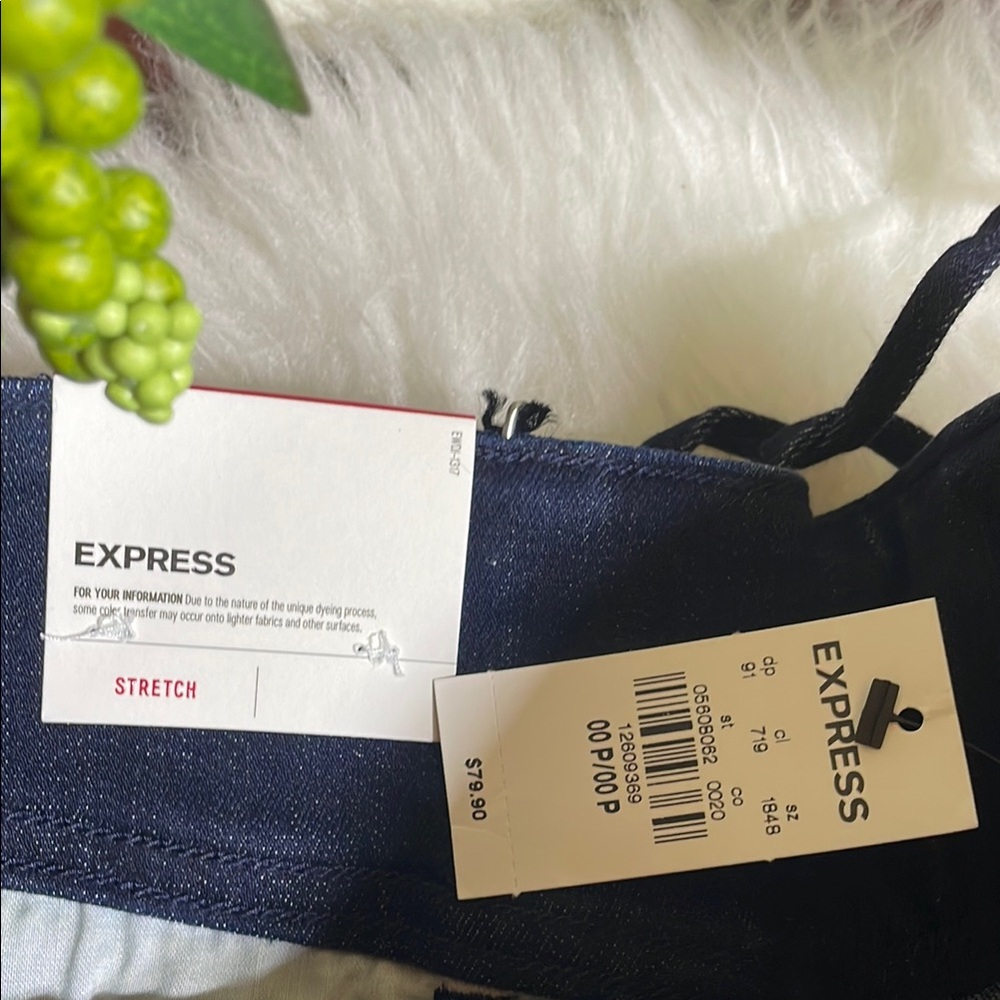 Express High Rise Leggings with Stretch - Picture 8 of 16